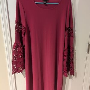 Elegant Lace Sleeve Dress